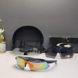 Picture of Oakley Sunglasses _SKUfw66124536fw